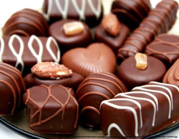 For those chocolates lovers, we have amazing delicious chocolate baskets and boxes  irresistible and temptation
